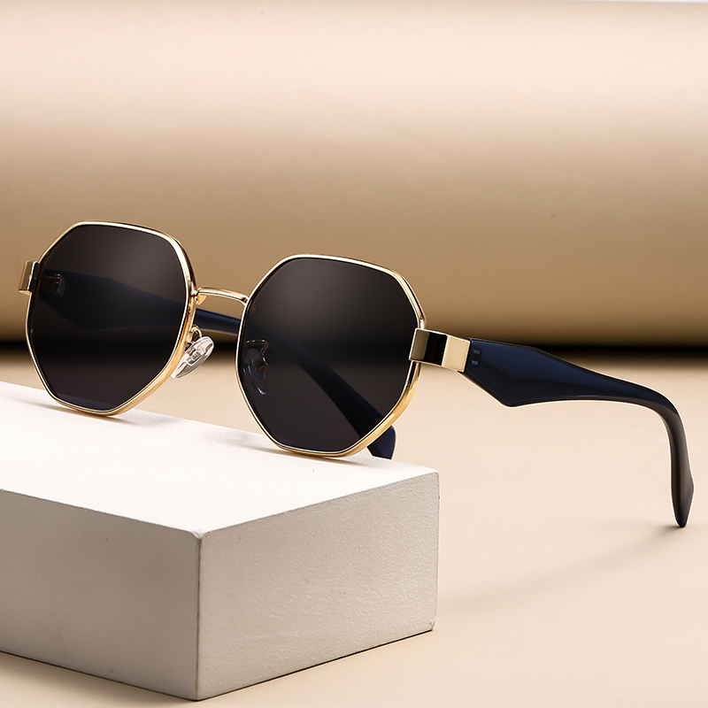Occhiali da Sole Retrò con Mon - Cycling Glasses recensione e prezzo