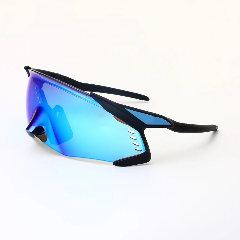 Nuovi Occhiali da Sole per Cic - Cycling Glasses recensione e prezzo