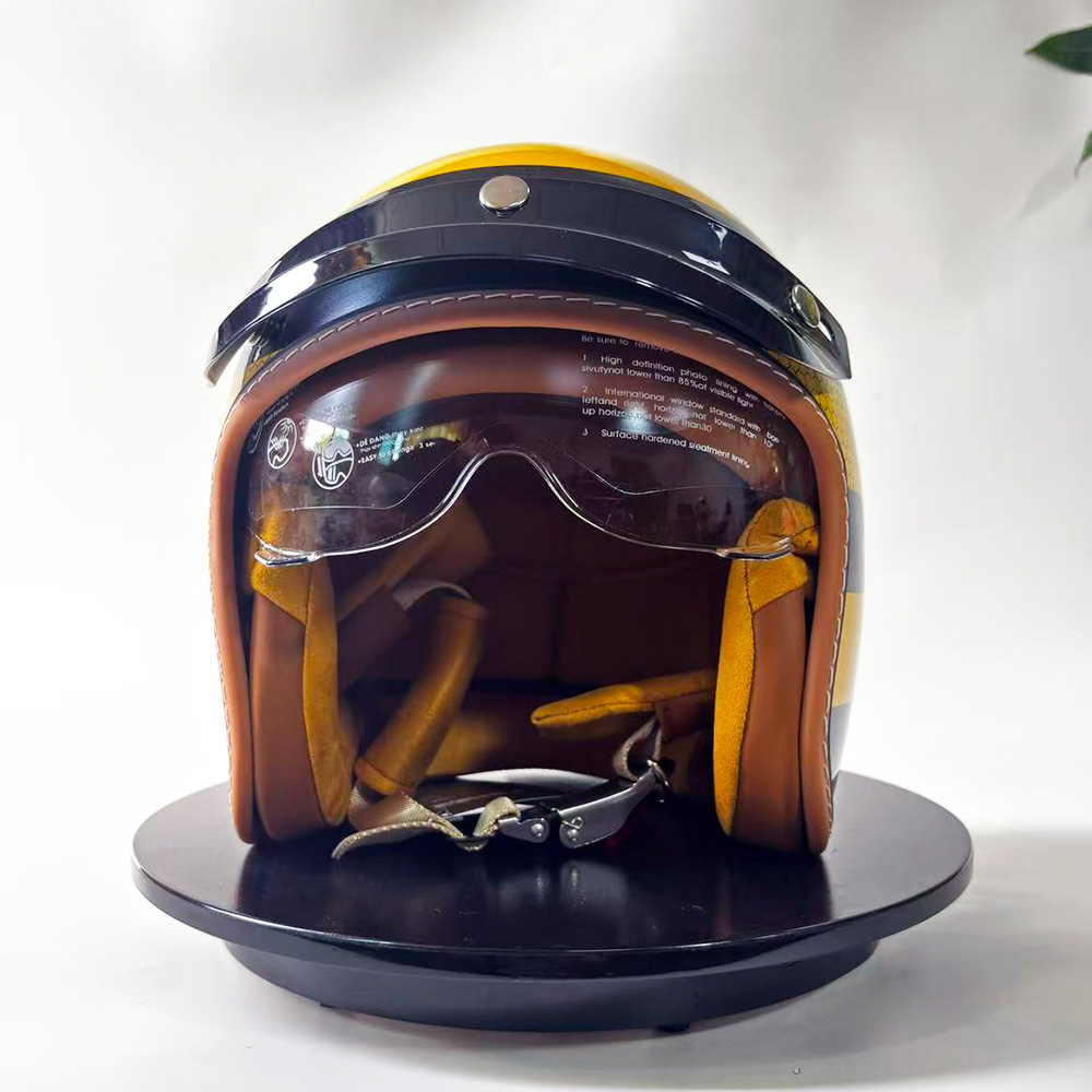 Nuovo casco da moto retrò Gial - Yellow Cycling Gear recensione e prezzo